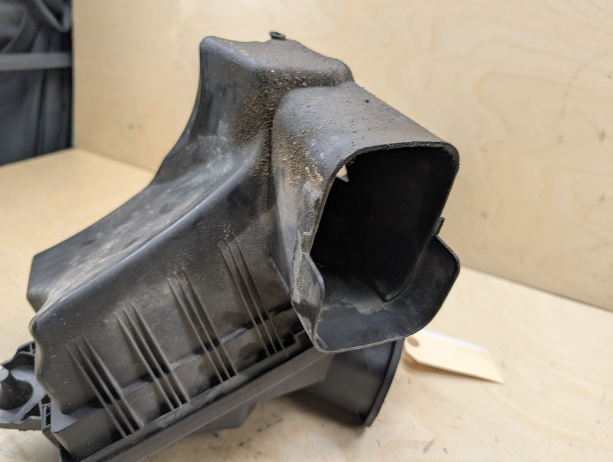 OEM BMW F22 F23 F30 F32 F33 F36 Engine N55 Air Box Filter Cleaner Intake Housing