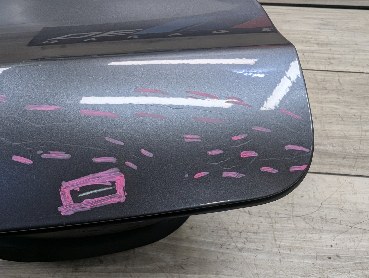 2014-2019 BMW 340 F34 Gas Cover Assembly 7278394