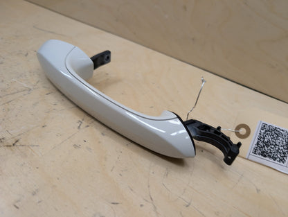 2018-2024 BMW X3 G01 Front or Rear Right Passenger Exterior Door Handle 7470528