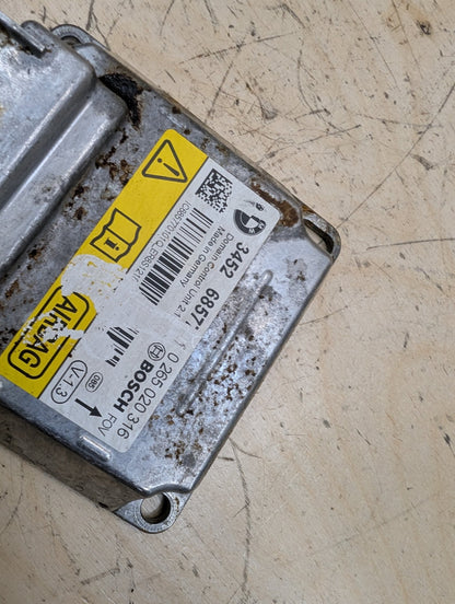 2012-2018 BMW 328i F30 SRS Airbag Air Bag Module 6857701