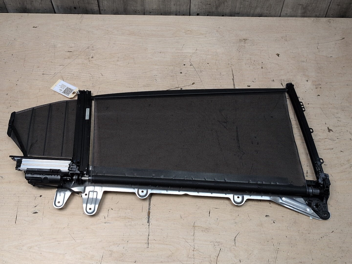 OEM BMW G12 740 750 M760 Rear Right Passenger Door Sun Blind Shade Roller Light