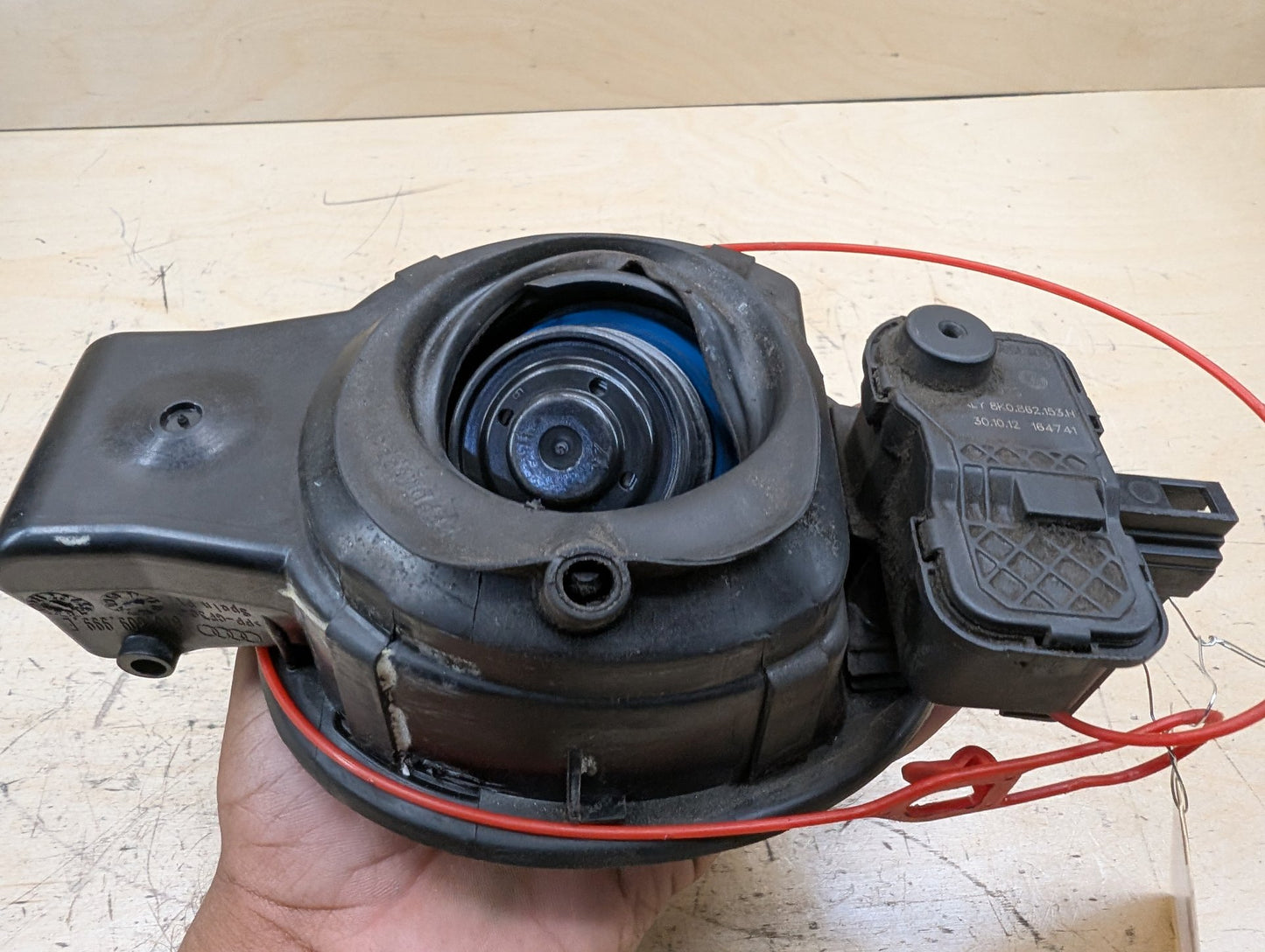 2011-2017 Audi RS5 8T Fuel Gas Tank Filler Cap 8T0809999E OEM