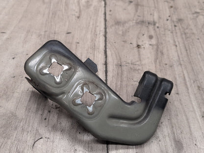 15-20 OEM BMW F80 F82 F83 M3 M4 Left Driver Fender Bracket Mount Carrier SET
