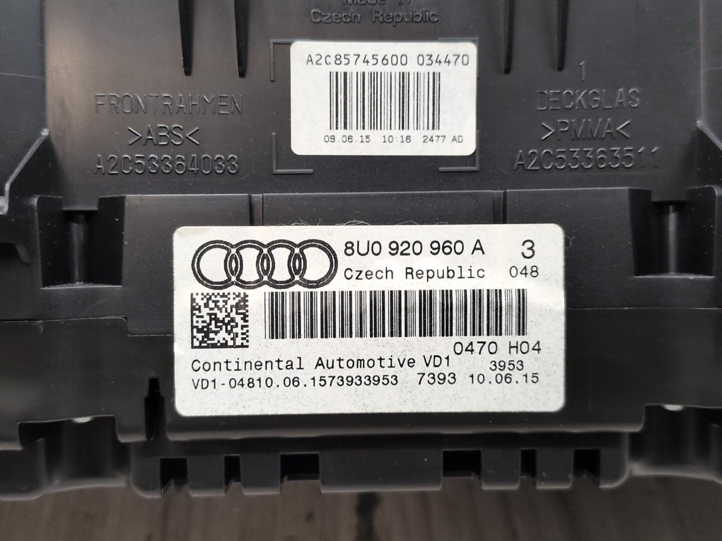 2015-2018 Audi Q3 8U Instrument Speedometer Guage Cluster 8U0920960A