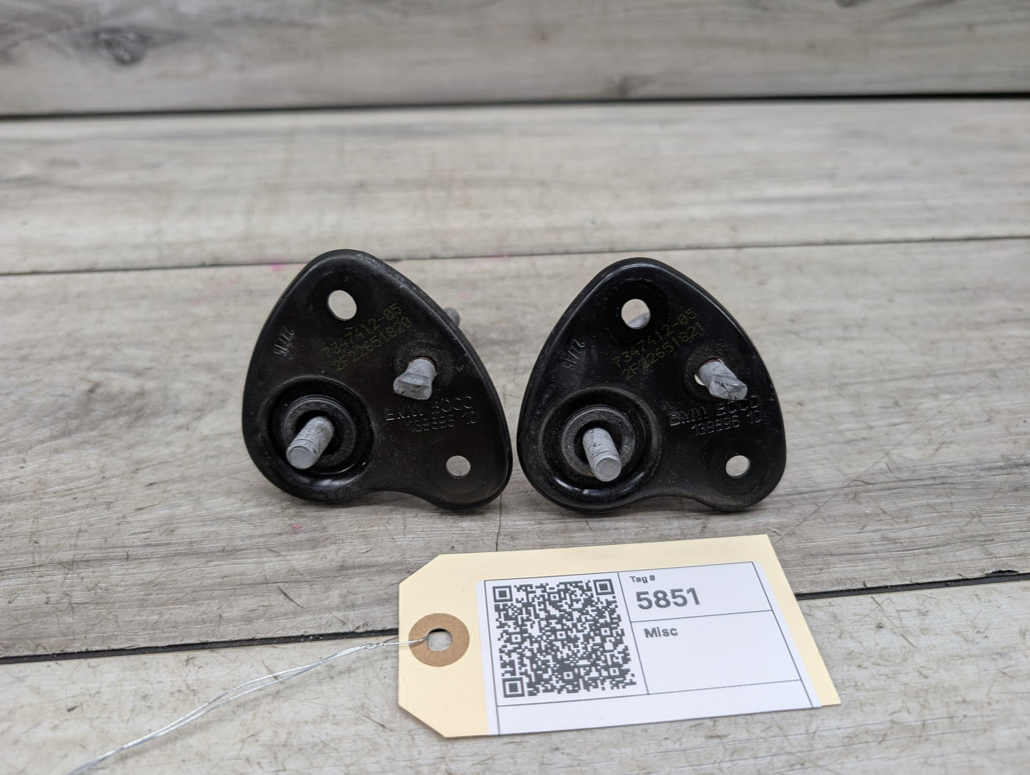 OEM BMW F90 F97 G01 G05 G06 G07 G12* G30 X3 X5 Hood Safety Latch Hook Pair SET