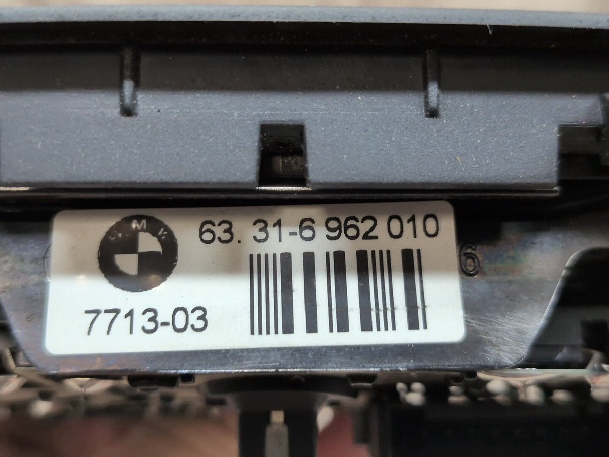 2004-2010 BMW M6 E64 Headliner Overhead Dome Light Switch Module 6962010 OEM