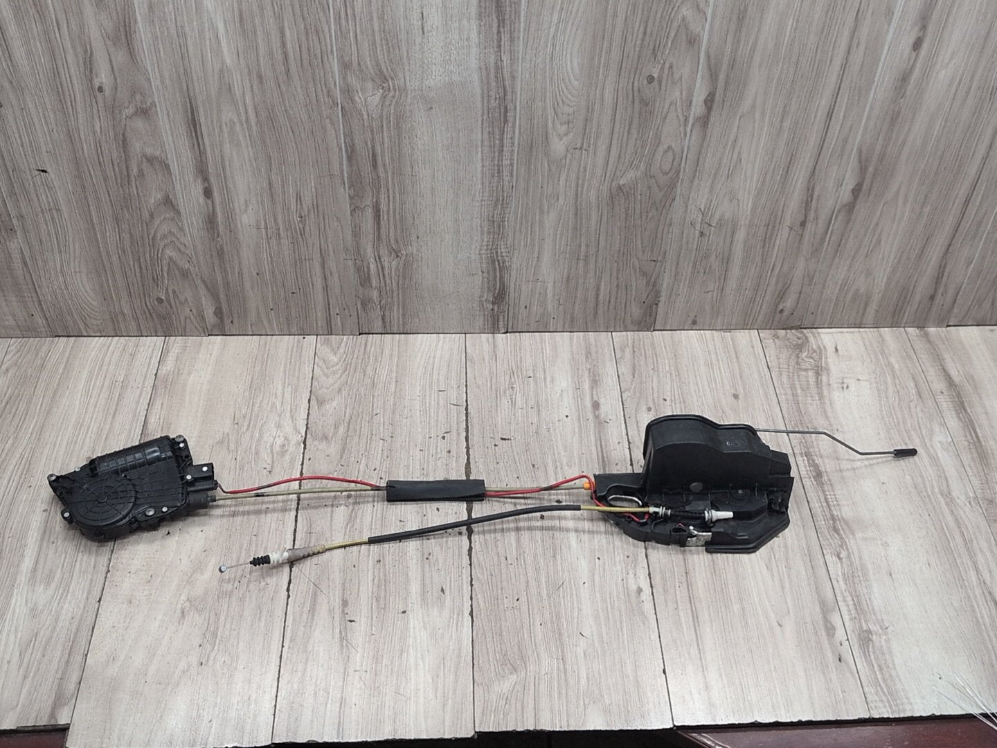 2012-2018 BMW M6 F06 Front Left Driver Door Latch Lock Actuator w/ Soft Close 7276319
