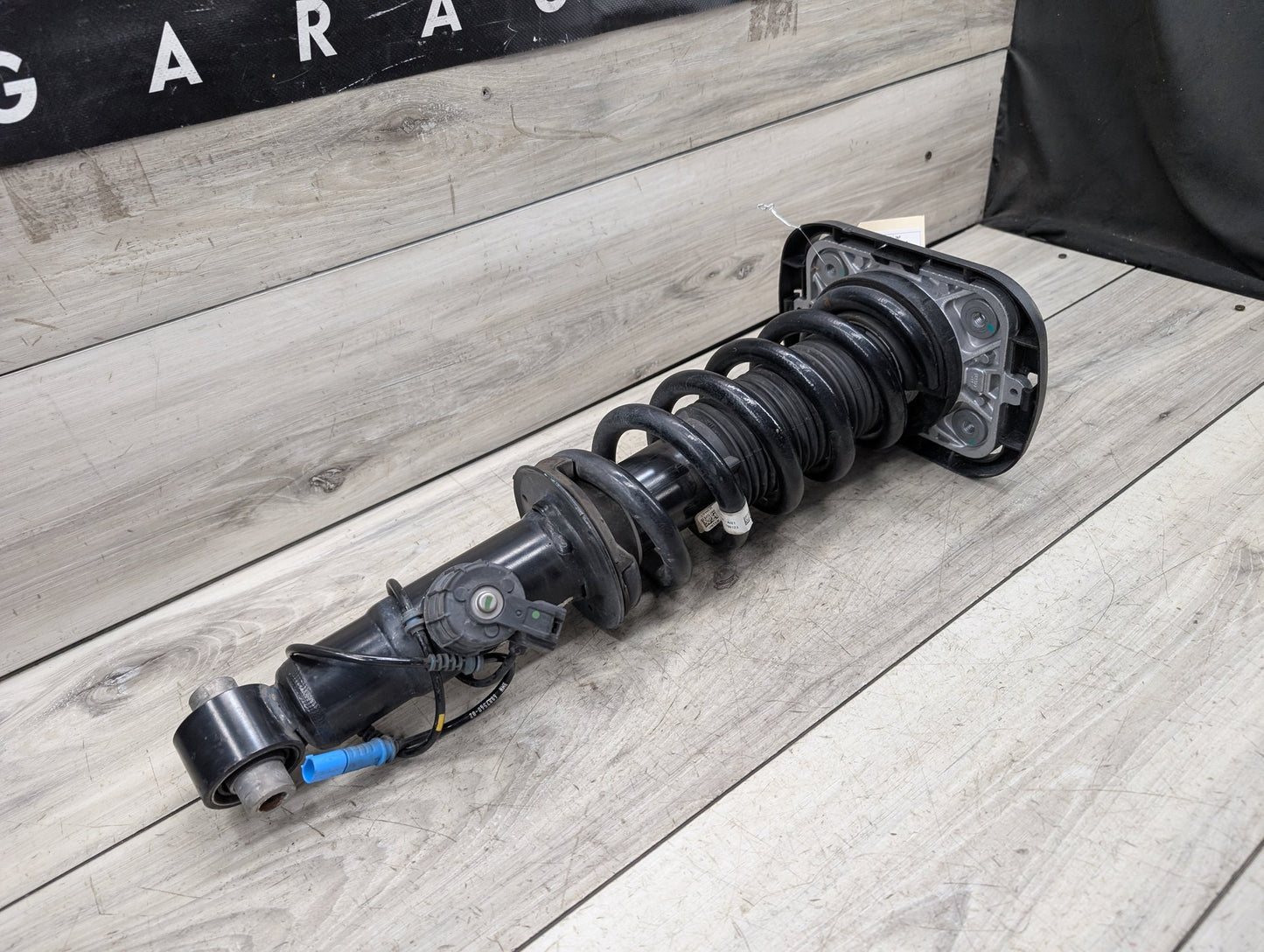 19-23 OEM BMW G05 X5 40iX 50iX AWD Rear Right Passenger Strut Shock Absorber VDC