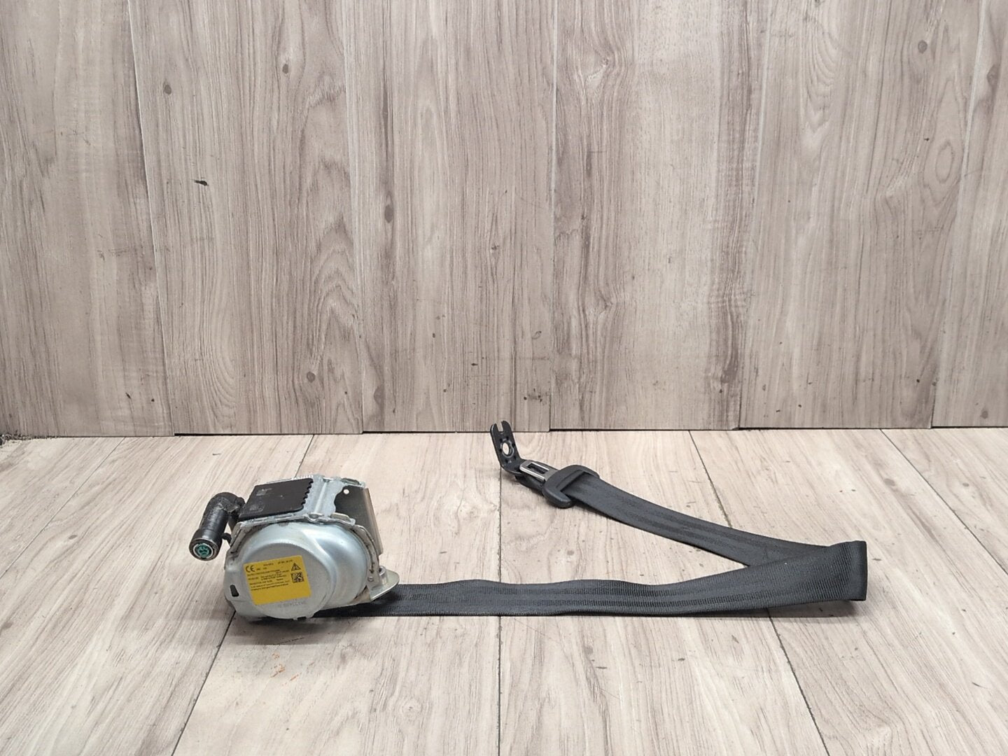 2018-2023 Audi S4 B9 Rear Right Passenger Seatbelt Seat Belt Retractor 8W0857806A