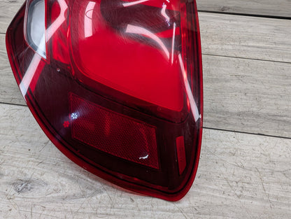14-18 BMW OEM F15 F85 X5 X5M Rear Right Passenger Side Outer Stop Tail Light