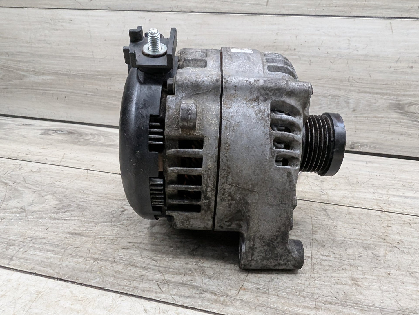 2011-2017 BMW F25 X3 N20B20A Engine Motor Generator Alternator 6805025