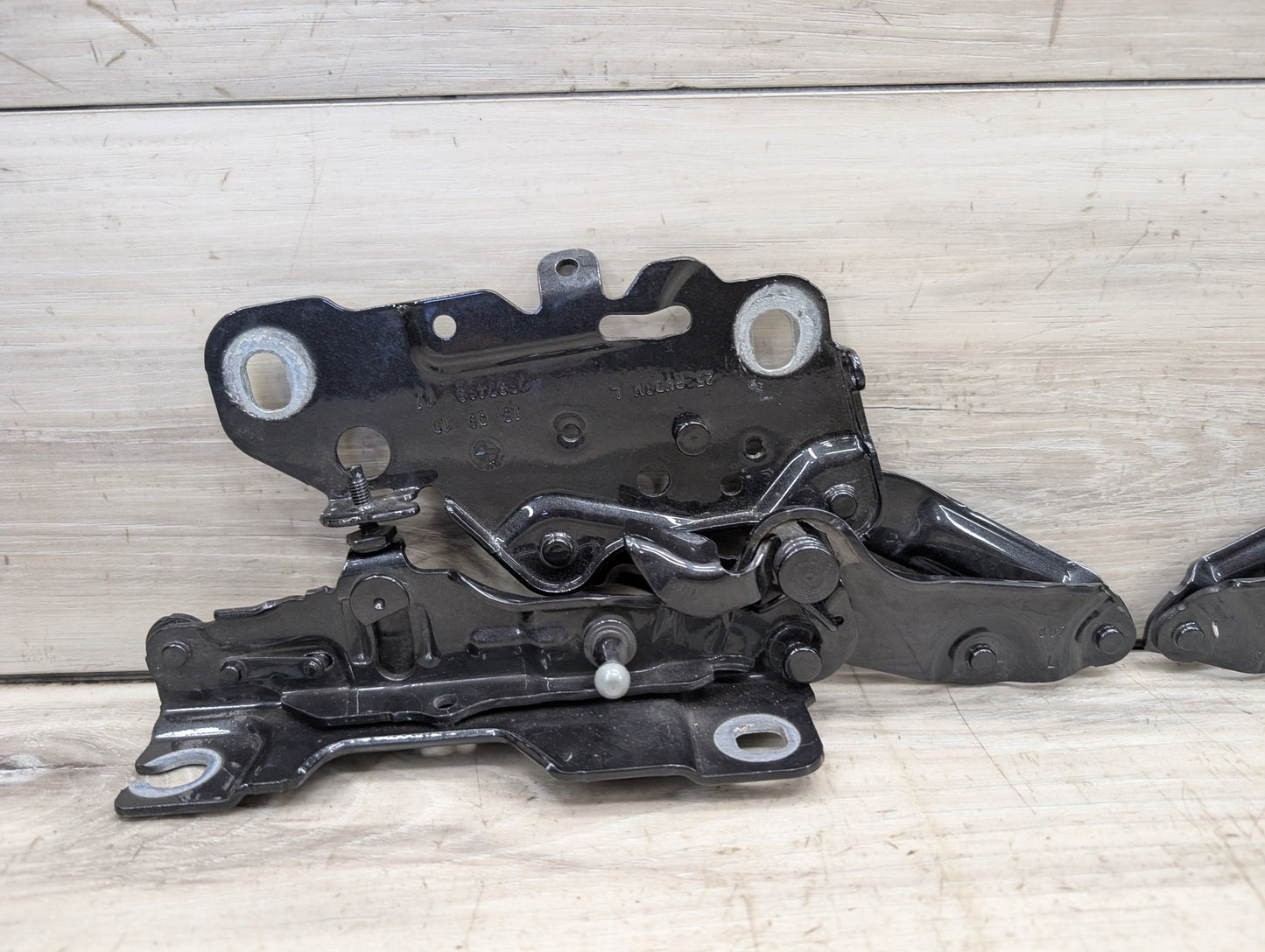 18-24 OEM BMW G01 G02 F97 F98 X3 X4 Hood Bonnet Left Right Side Hood Hinges SET
