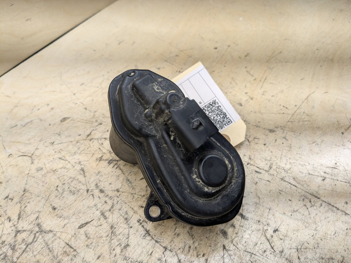 2016-2019 BMW 740Li G12 Rear Left or Right Brake Caliper Actuator 6870567 OEM