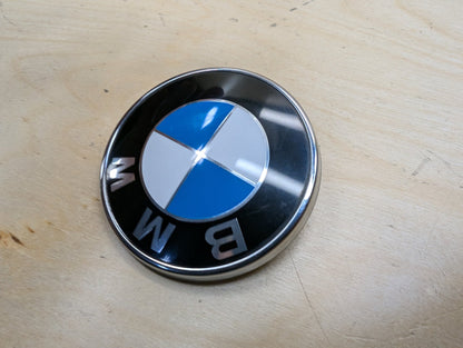 2007-2013 BMW 335i E93 Emblem Badge Symbol Logo 7146052