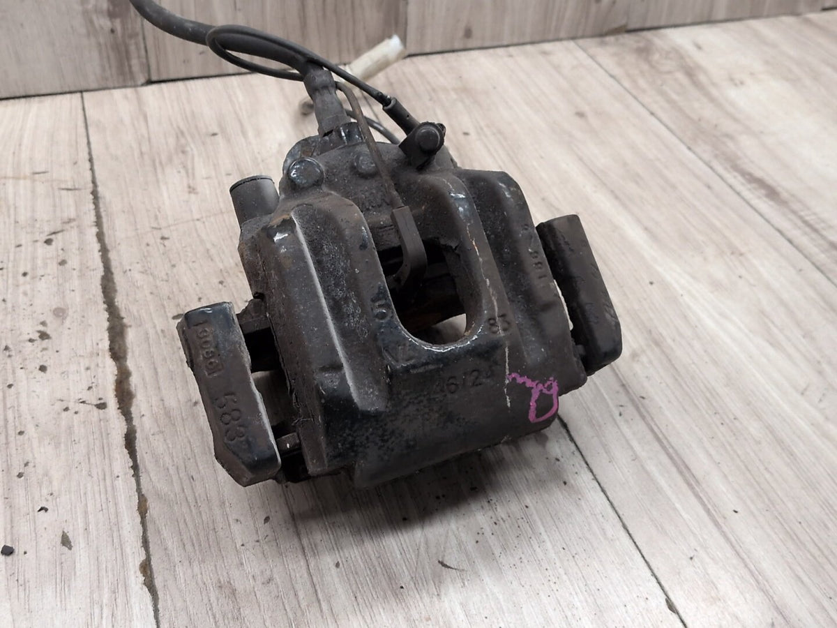 2004-2010 BMW M6 E64 Rear Left Right Brake Caliper SET 2283164