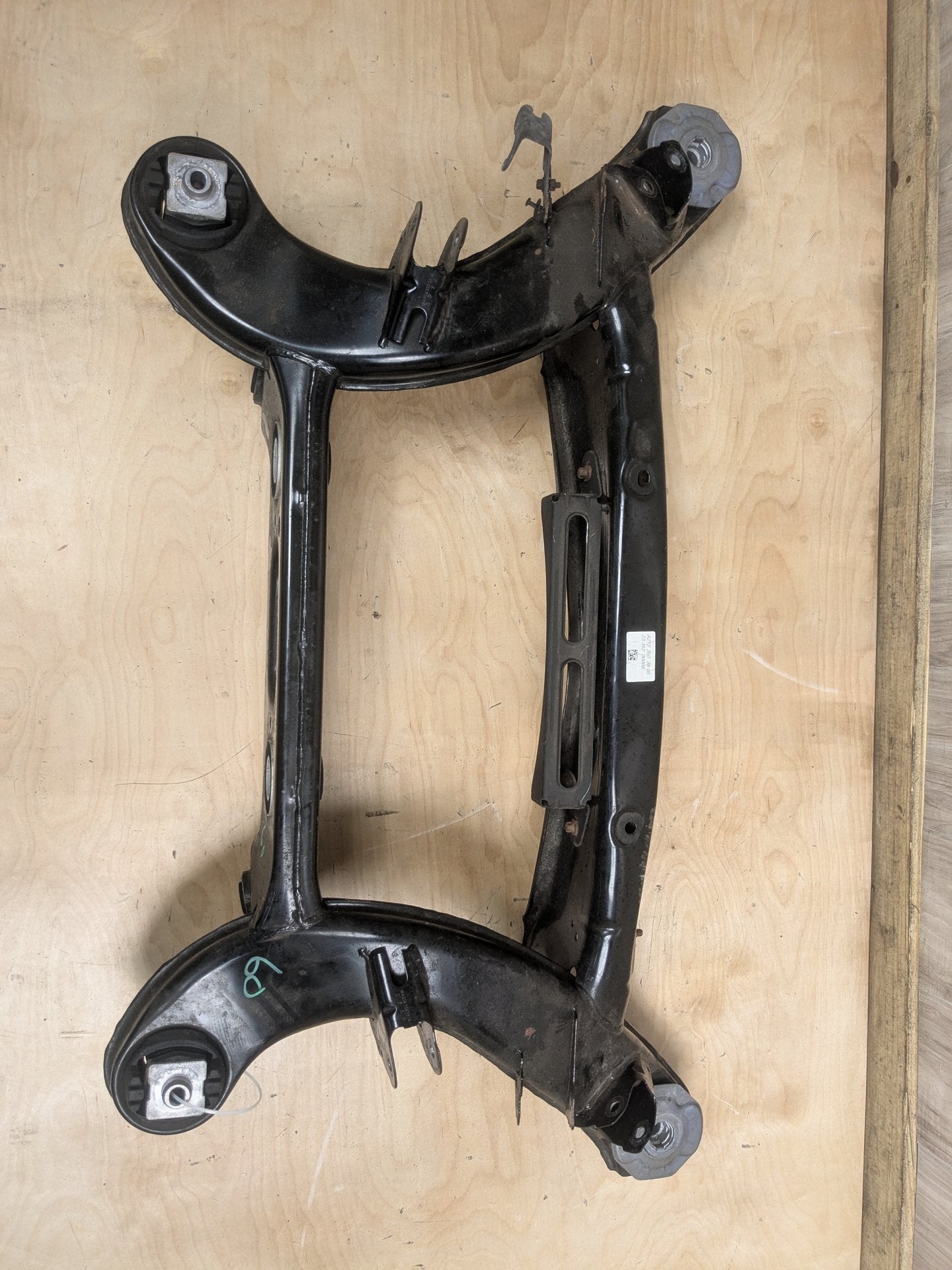 2009-2012 Mercedes-Benz E550 W212 Rear Axle Support Crossmember Subframe