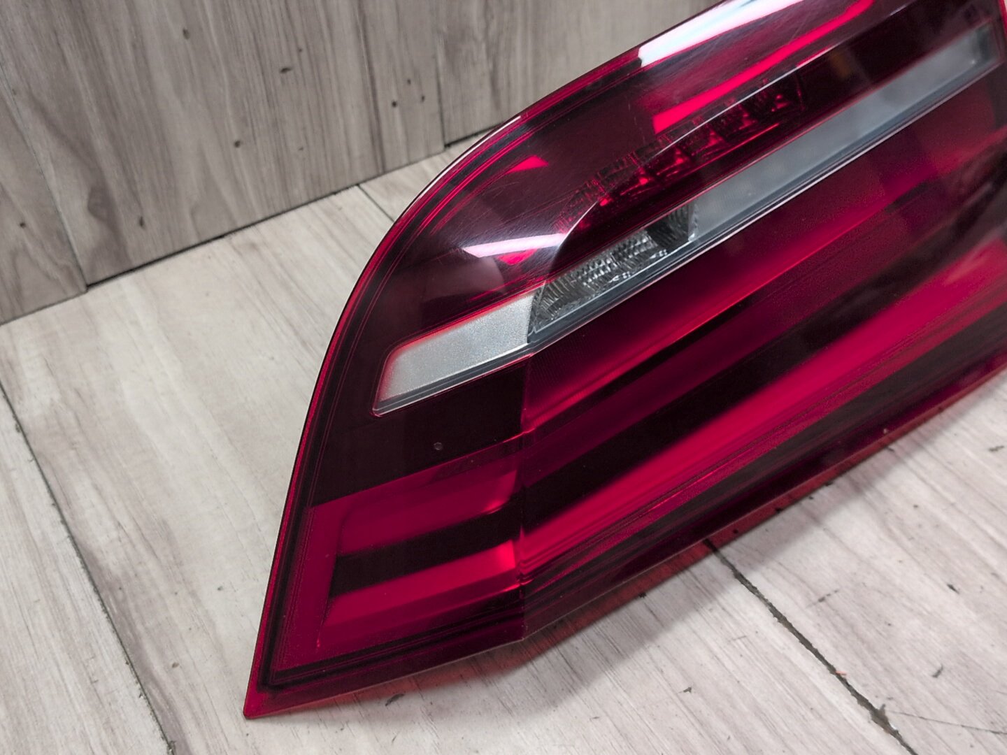 14-18 OEM BMW F15 F85 X5 X5M Rear Left Driver Side Trunk Inner Stop Tail Light