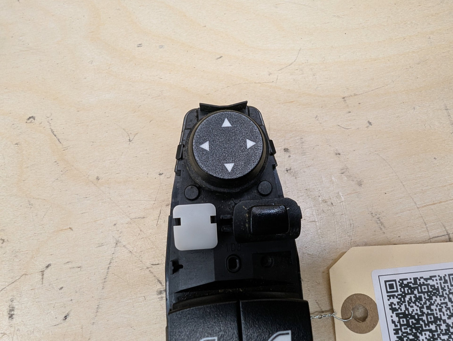 2012-2018 BMW 320i F30 Front Left Driver Door Master Window Switch 9208109