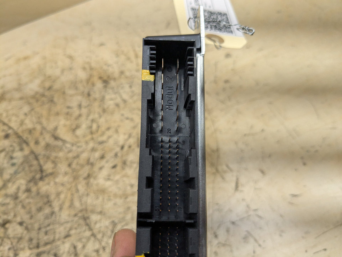 16-19 OEM BMW G11 G12 740 750 Active Air Suspension VDP Control Module Unit