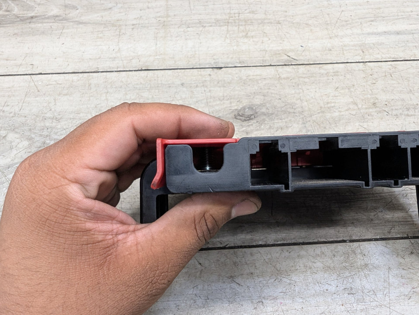 OEM BMW E90 E92 E93 Battery Power Lead Junction Distribution Fuse Box Voltage