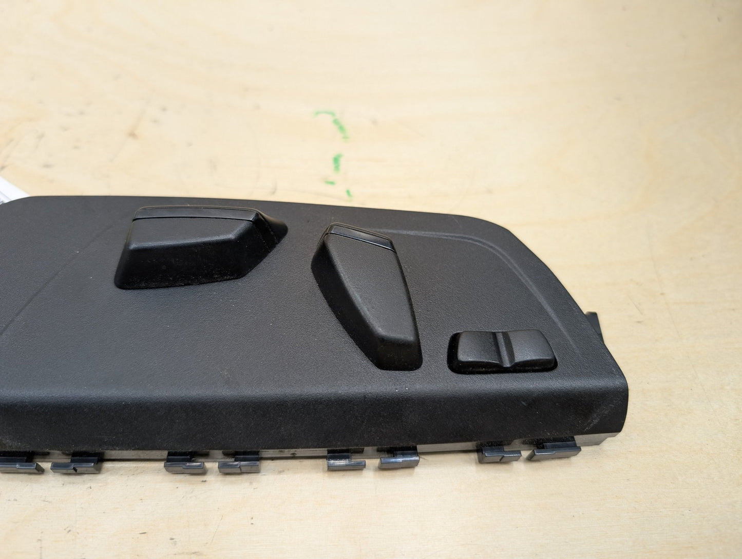 2012-2018 BMW 320i F30 Front Right Passenger Seat Control Switch 9276624