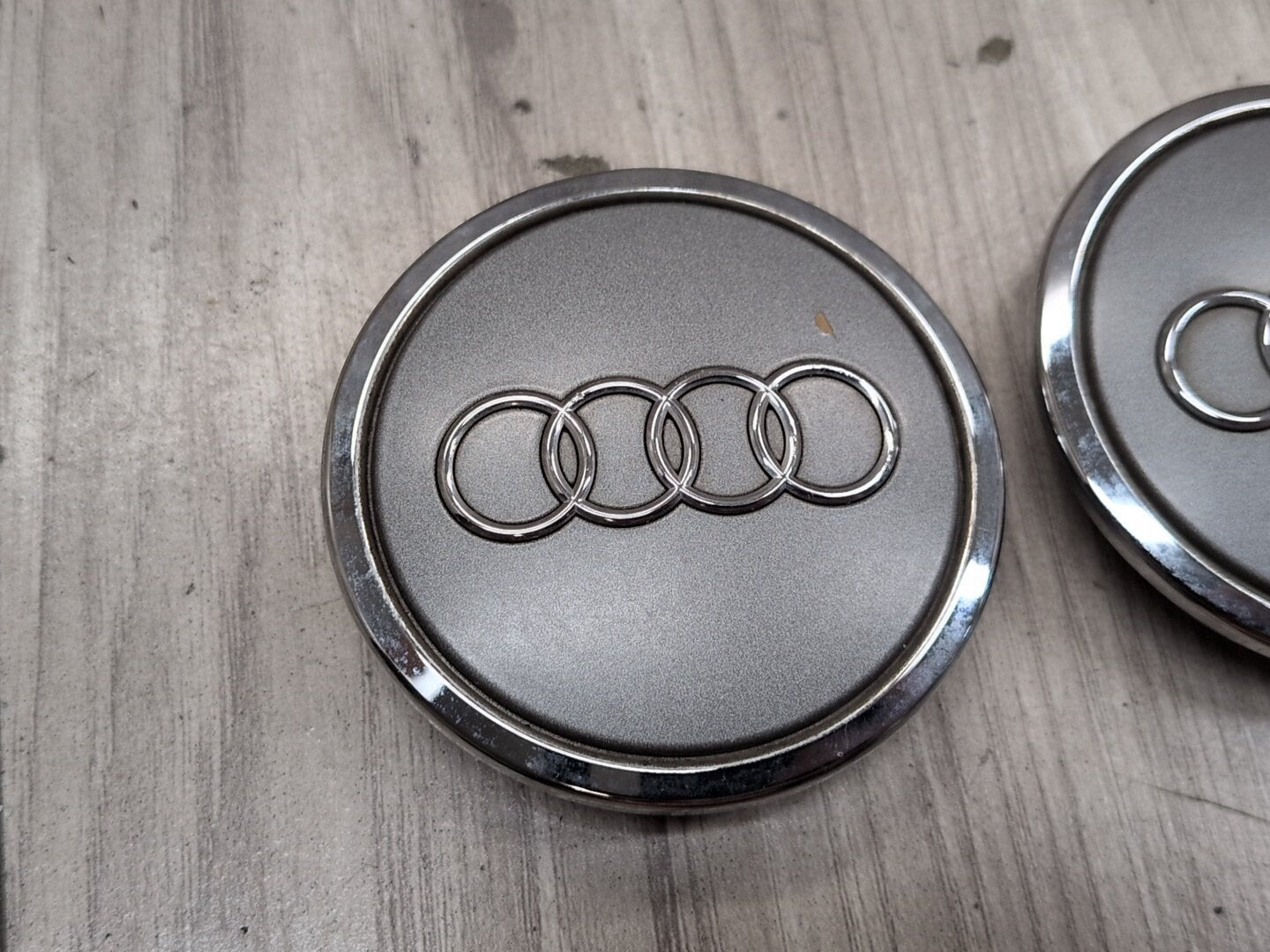 2015-2018 Audi Q3 8U - Wheel Rim Hub Center Cap SET PN: 4B0601170A