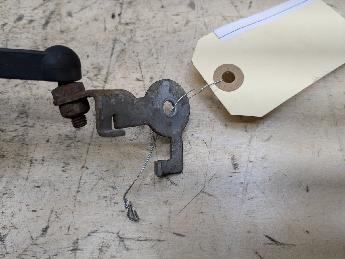 2007-2013 BMW 328i E92 Suspension Height Level Sensor 6785205 OEM