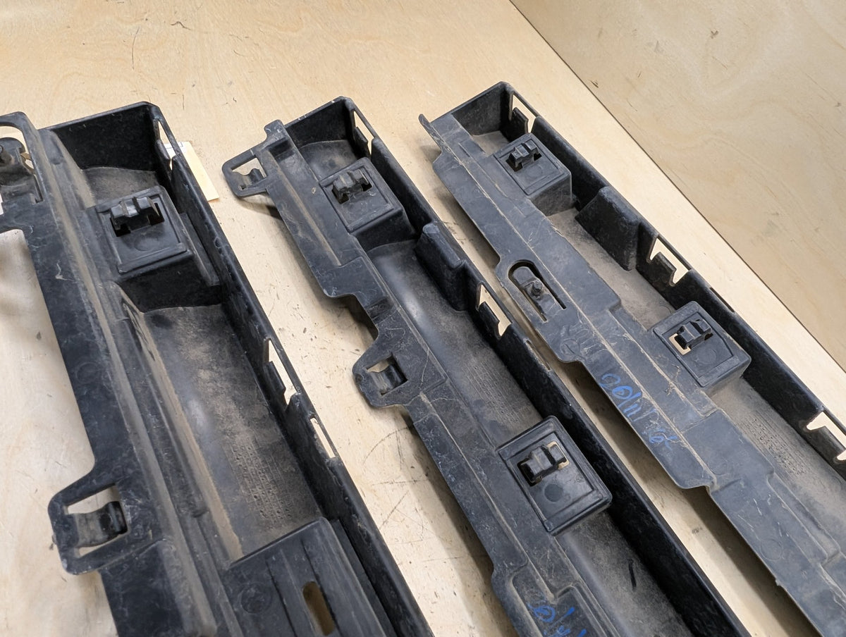 2012-2018 BMW 335i F30 Right Passenger Side Skirt Rocker Panel Brackets SET 7256920