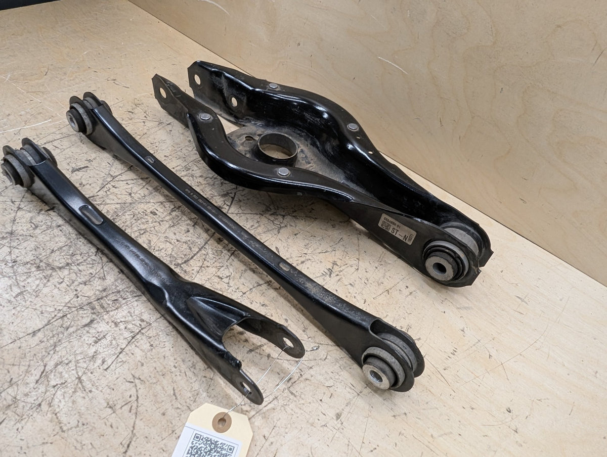 19-26 OEM BMW G20 G22 G26 G42 Rear Right Passenger Upper Lower Control Arm SET