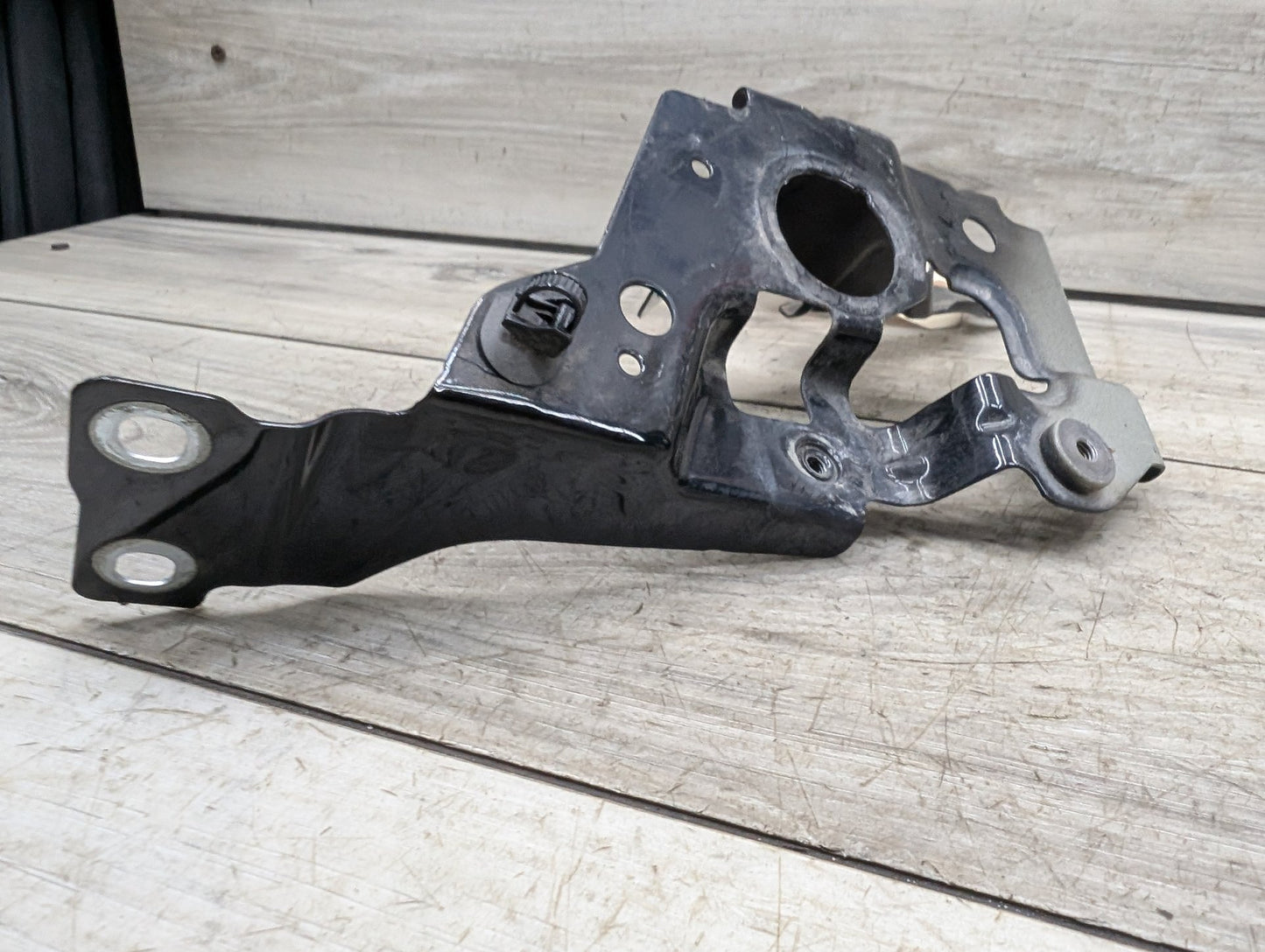 19-25 OEM BMW G20 330 M340 Front Right Passenger Side Fender Holder Bracket SET