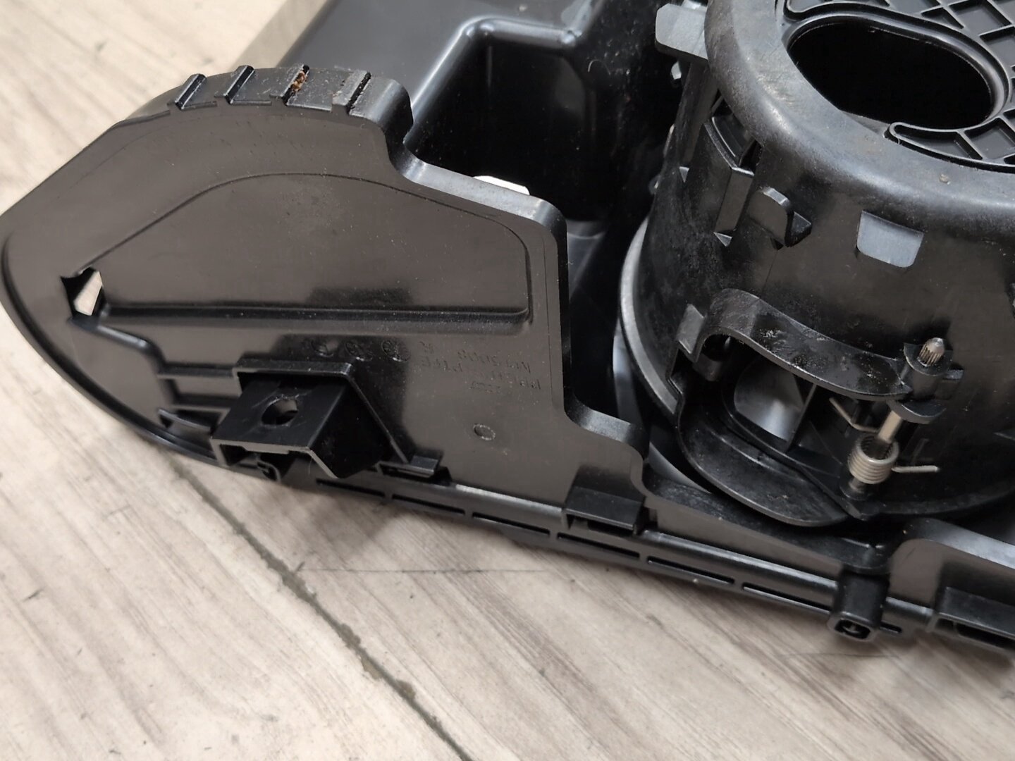 OEM BMW G01 G02 F97 F98 X3 X4 Center Console Cup Holder Storage Tray Trim Cover