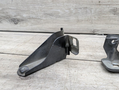 2014 - 2019 BMW 340 F34 Front Right Passenger Fender Brackets SET 7293728 B58B30M0