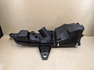 2012-2018 BMW F30 320i N20B20U0 Engine Air Filter Box Assembly 7597589