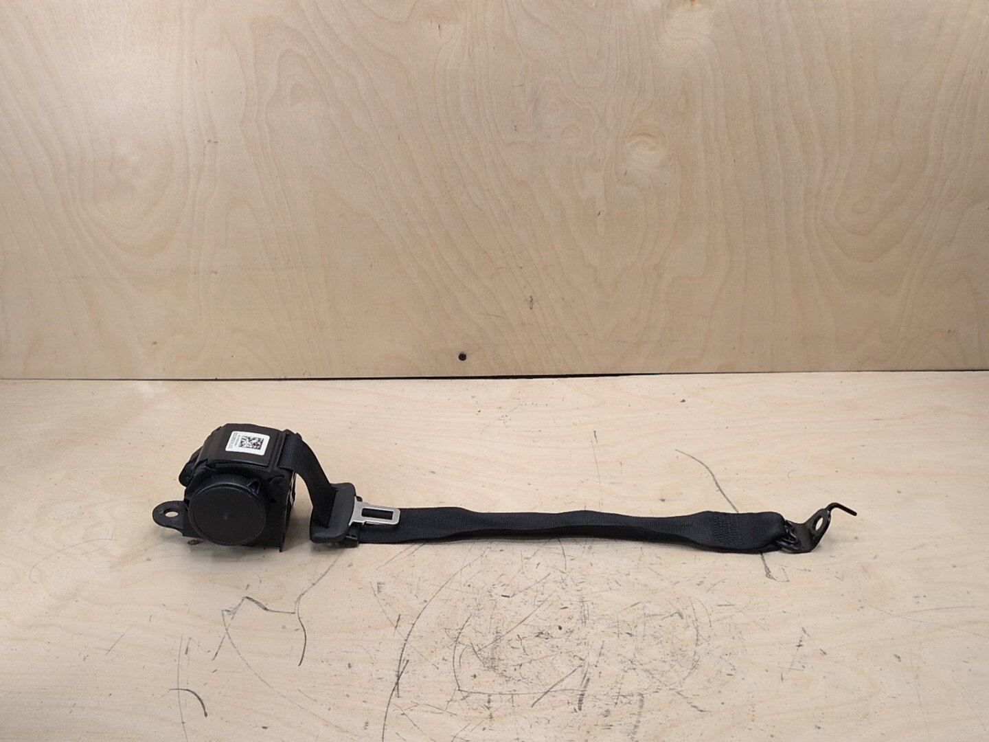 OEM BMW G11 G12 740 750 M760 B7 Rear Center Middle Seat Belt Retractor Black