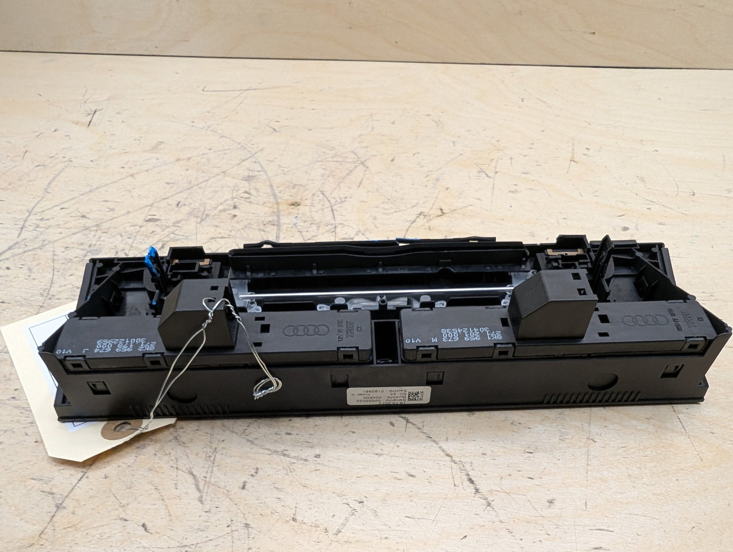 2011-2017 Audi RS5 8T Radio Receiver Operating Traction Switch 8K1959673M