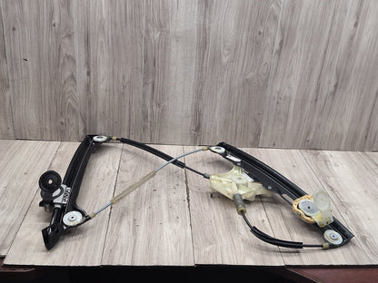 2012-2018 BMW M6 F06 Front Right Passenger Door Window Glass Regulator w/ Motor 7268798
