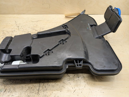 OEM BMW G12 G30 540 M550 750 M760 Windshield Wiper Washer Reservoir Tank Pump