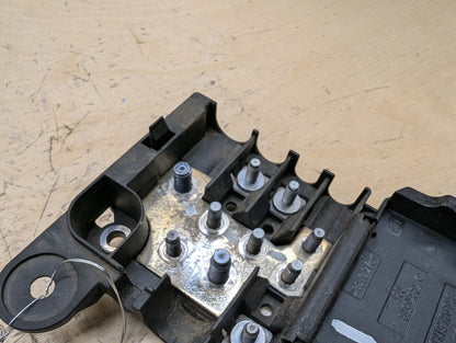 2011-2017 Audi RS5 8T Rear Battery B+ Terminal Junction Point Relay Fuse Box 8K0937517B