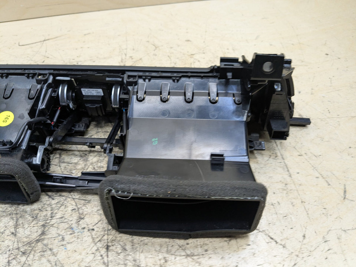 2012-2018 Audi A6 C7 Dashboard Dash Board Middle Center Air Vent 4G0941509 OEM