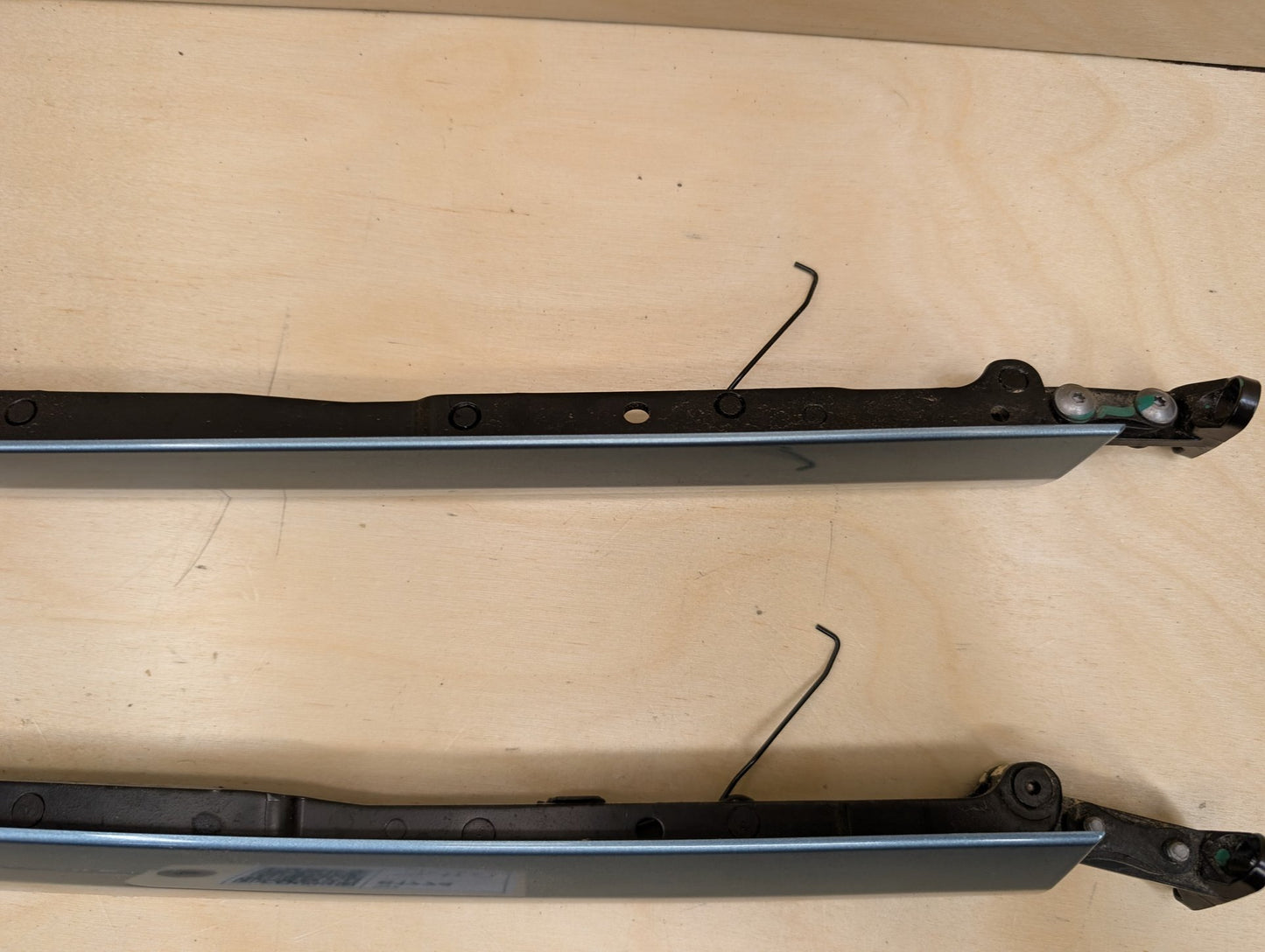 OEM BMW E93 335 M3 F33 F83 M4 Convertible Left Right Roof Top Hinge Cover Blue A13