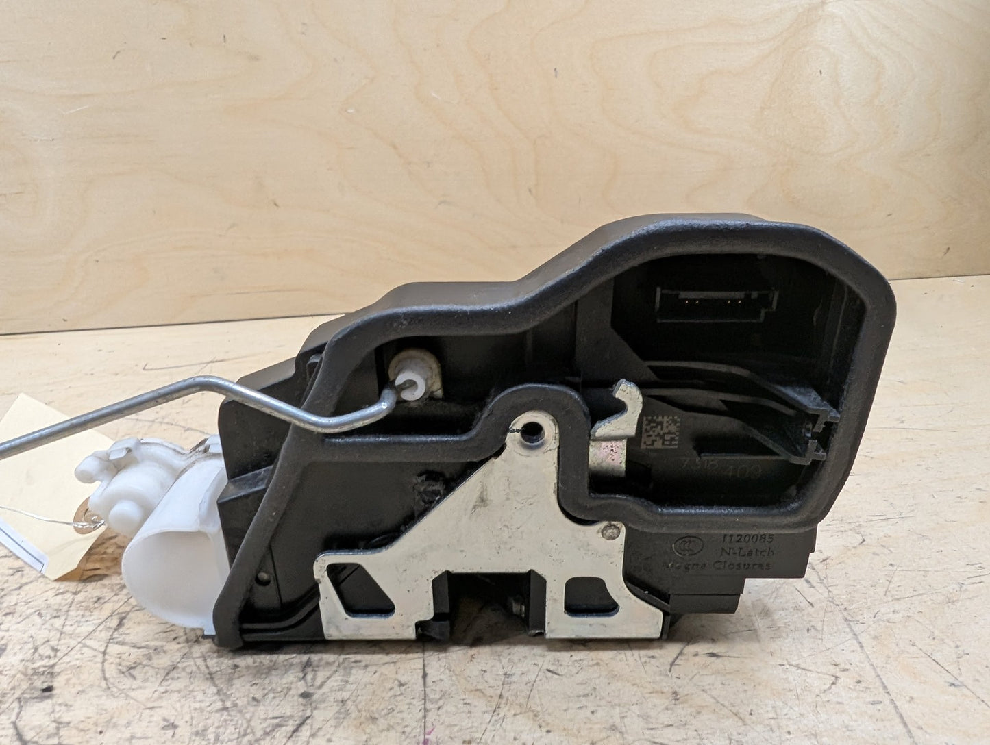 2011-2016 BMW X3 F25 Front Left Driver Door Latch Lock Actuator 7318409