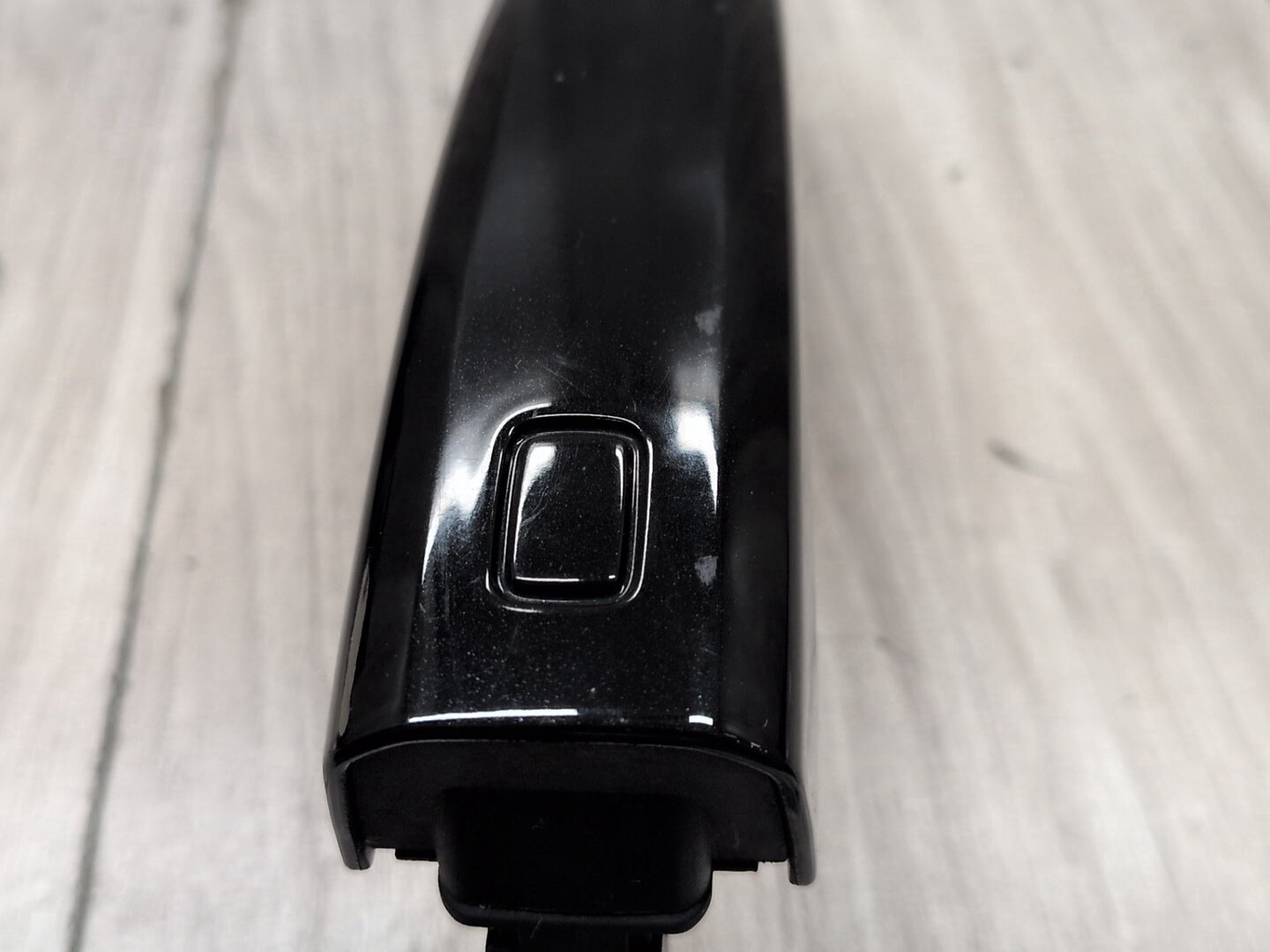 2015-2018 Audi Q3 8U Front or Rear Left Driver Exterior Door Handle w/ Comfort Access 8T0837205A
