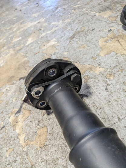 18-20 OEM BMW G30 M550 AWD Rear Drive Shaft Driveshaft Propeller