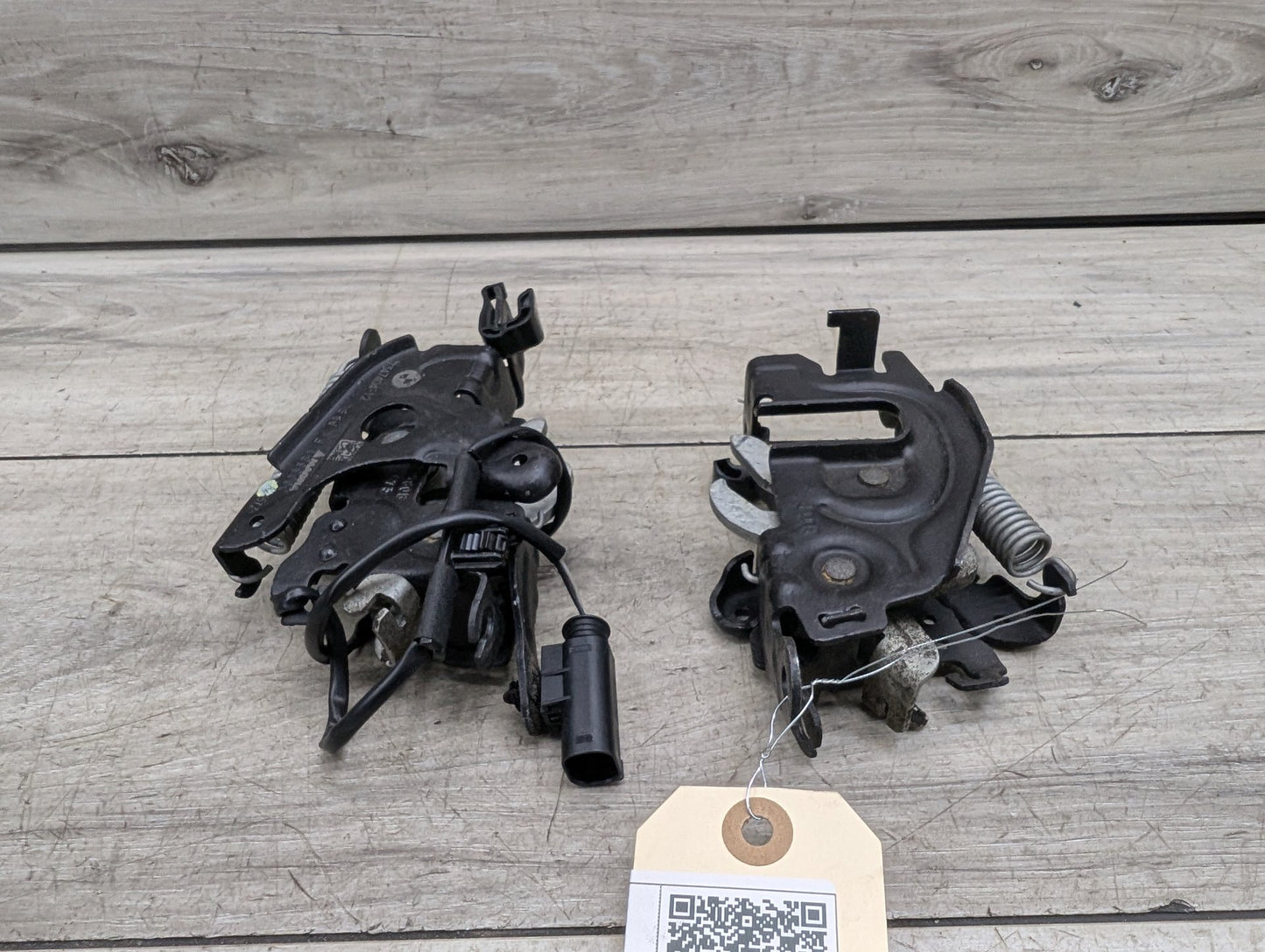 OEM BMW G11 G12 G15 G30 G90 M5 M8 Hood Left Right Hood Lock Latch w/ Cable SET