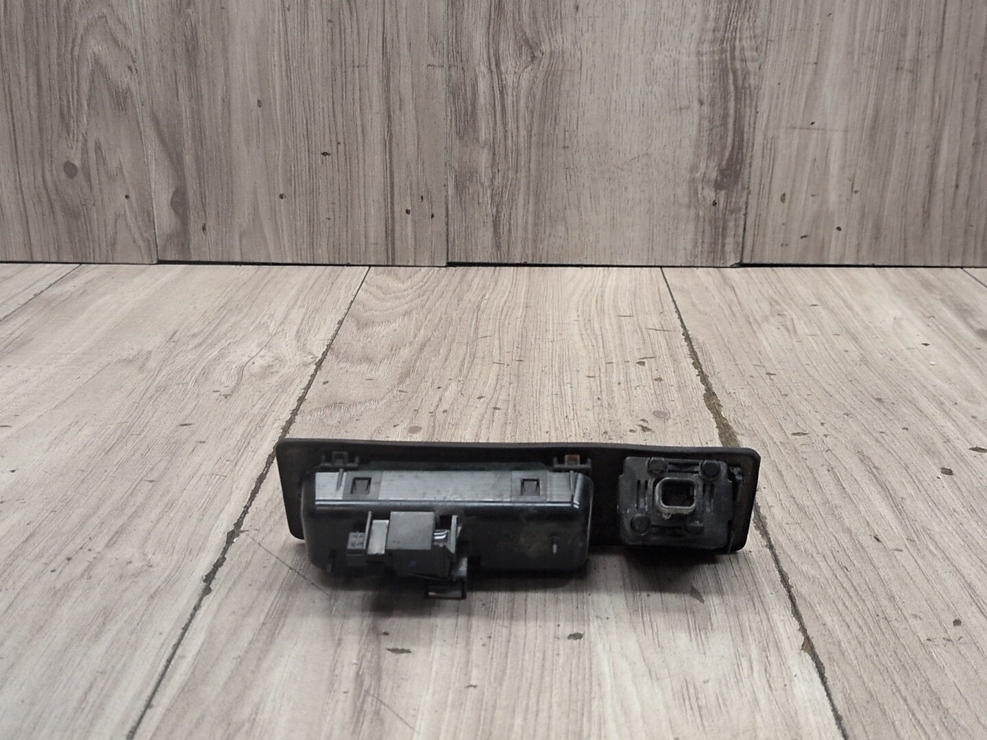 OEM BMW F15 F22 F23 F87 F85 M2 Rear View Reverse Back Up Camera Cover Trim