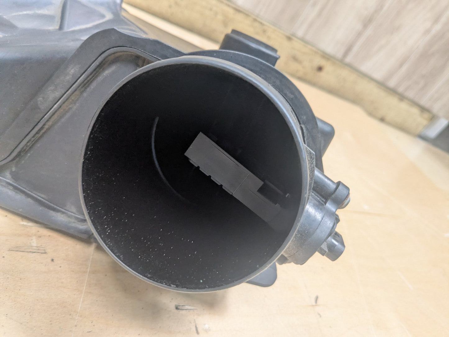 14-19 OEM BMW X5M F85 X6M F86 Engine S63R Intake Filter Assembly Air Box