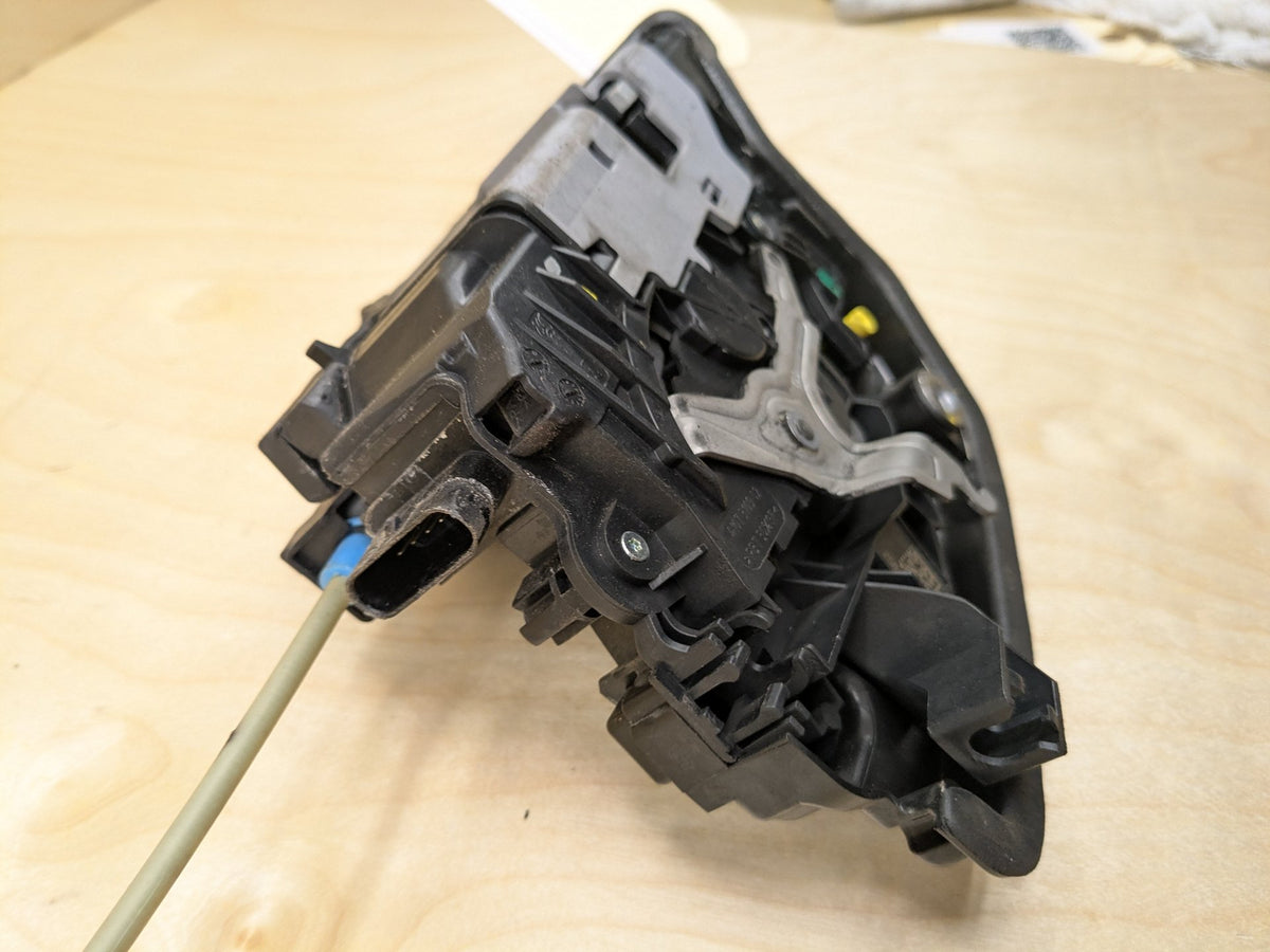 2016-2019 BMW 750Li G12 Rear Left Door Latch Lock Actuator 2581897 OEM