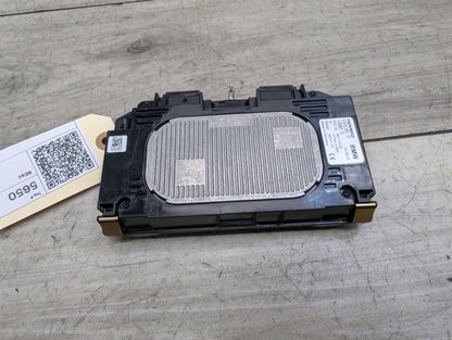 16-19 OEM BMW G11 G12 740 750 M760 Wireless Phone Charger Control Module