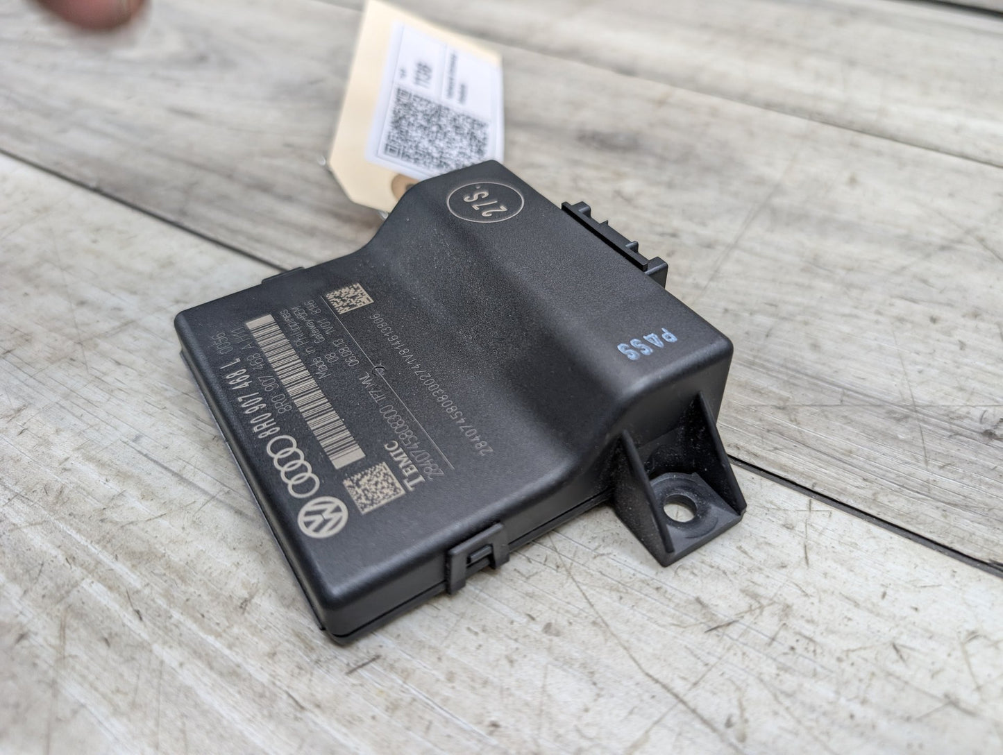 2009 - 2017 Audi Q5 8R Gateway Module 8R0907468L EA888