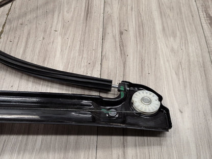 2011 - 2017 BMW X3 F25 Front Left Driver Door Window Glass Regulator w/ Motor 7258533 N20B20O0